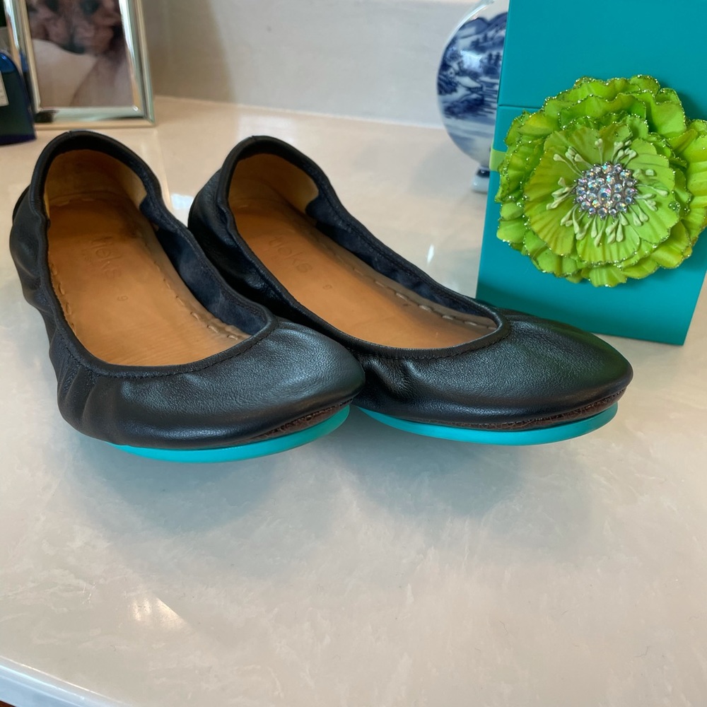 Yikes ballet flats